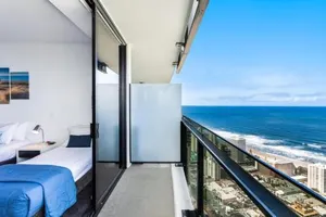 Image of 5 Bedroom Executive Sub Penthouse in the heart of Surfers with full ocean views - Sleeps 12 - Circle on Cavill AMAZING!!