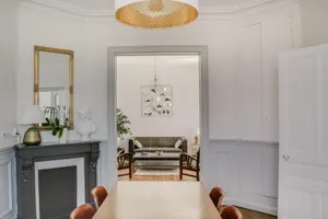 Image of Maison Qui s'y frotte s'y pique
