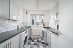 Image of Spacious 1 Bed Flat in Dalston