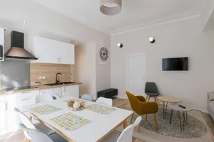 Image of Flat Saint Charles