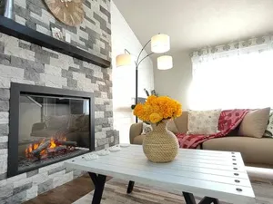 Image of Cozy and Quiet Family Home in Park Setting Near PDX