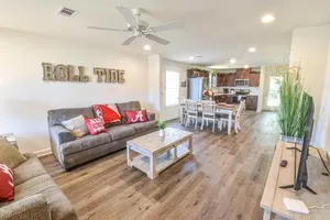 Image of Charming Getaway ★ Perfect for Game Day and Campus Visit ★ Parking 2 Car Garage