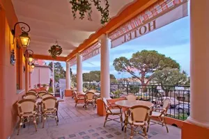 Image of Hotel De La Darse