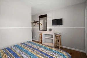 Image of Long Acres Motel & Cottages