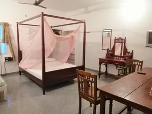 Image of Daphne Hotel