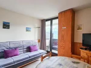 Image of Studio lumineux avec balcon Sud, centre station, 4 pers, casier à ski, proche pistes et commerces - FR-1-425-80