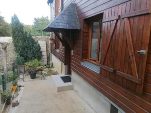 Image of Le Petit Chalet -Appartement proche de la vieille ville , du centre ville et du Tram- PETIT DEJEUNER OFFERT