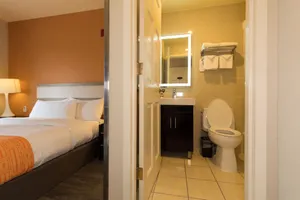 Image of Howard Johnson by Wyndham Long Island City