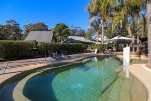 Image of Blackbutt Family Loft Townhouse