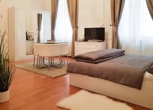 Image of Ekszerdoboz A Budai Var Alatt