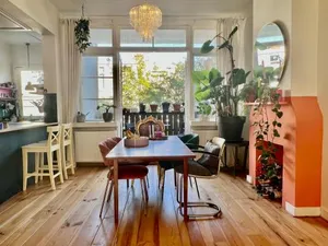 Image of IVY - Classical & modern apartment in lovely neighbourhood near beach