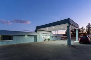 Image of Le Chateau Inn