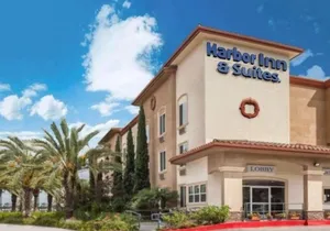 Image of Days Inn & Suites by Wyndham Anaheim Resort