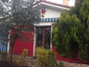 Image of Chalet En Bord De Rivire