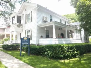 Image of Gulfstream House