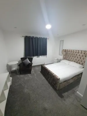 Image of Beautiful Room-4
