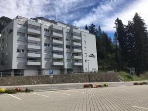 Image of Chesa Gravas