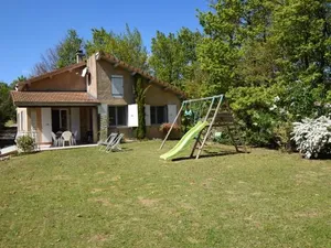 Image of Holiday Home in Bathernay with Garden