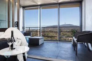 Image of Sun filled 8 Star Nishi Apt A Walk To Anu