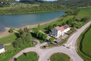 Image of Au Moulin Du Pont