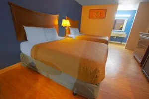 Image of Economy Inn & Suites - Gold Rock