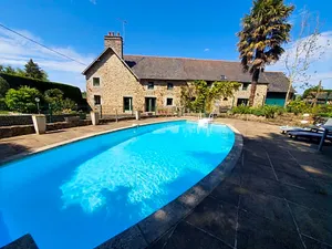 Image of Au Mont De La Quintine # Piscine & Jacuzzi #