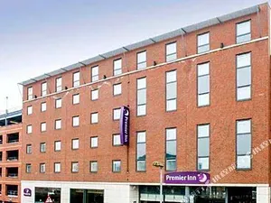 Image of Luton Town Centre