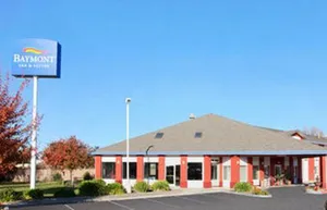 Image of Travel Inn & Suites