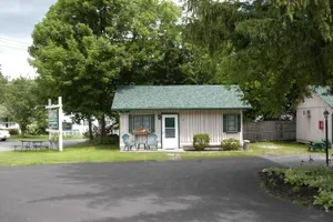 Image of Lincoln Log Colony