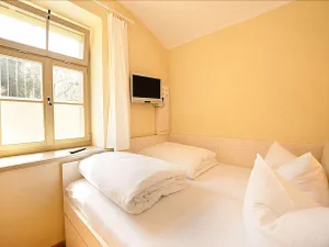 Image of "goethezimmer" - Mini-Ferienwohnungen in der Leibnizallee
