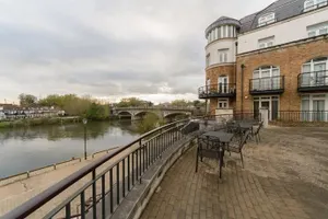 Image of Roomspace Serviced Apartments - Thames Edge