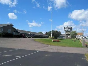 Image of Skyline Motel