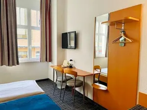 Image of City Hotel