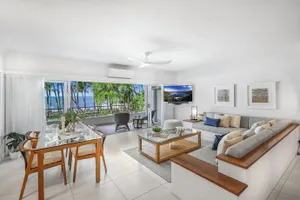 Image of Absolute Beachfront Alamanda Resort 14
