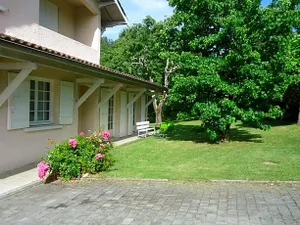 Image of A La Cerisaie
