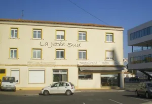 Image of La Jetee Sud