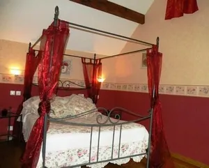 Image of Les Granges Ménillonnes