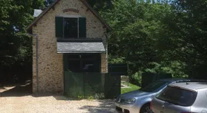 Image of Jouy La longère, proche Hec, Versailles, parking privé gratuit