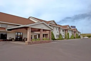 Image of Boarders Inn & Suites By Cobblestone Hotels Superior, Wisconsin