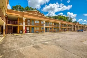 Image of OYO Hotel Crowley LA I-10