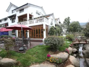Image of West Lake Yuexi • Garden Homestay (Qingzhiwu Branch)