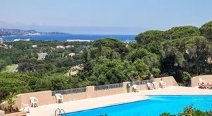 Image of Maison charmante à Cogolin avec vue sur la mer et piscine