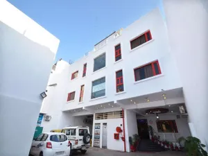 Image of Hotel White House