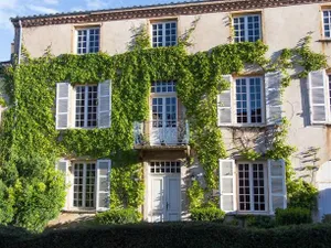 Image of La Chanoinesse