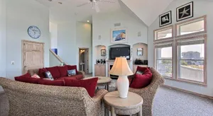 Image of Pelican's Pad #14-9