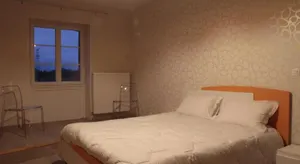 Image of La Prunéloise, a character cottage waiting for you