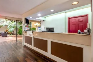 Image of QUALITY SUITES AIRPORT