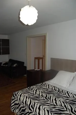 Image of Suit'home Foch