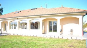 Image of Villa Kerine