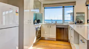 Image of Bayside Views